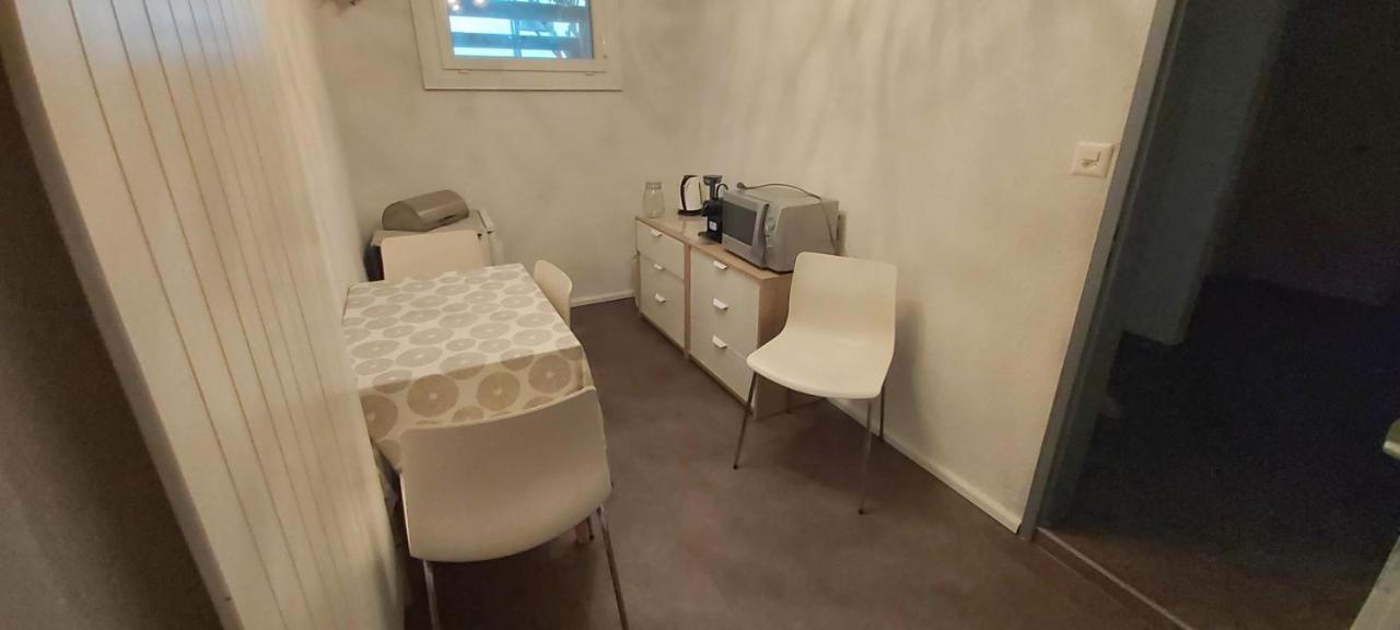 Chambre D'Hote L'Optimisme Montfaucon エクステリア 写真